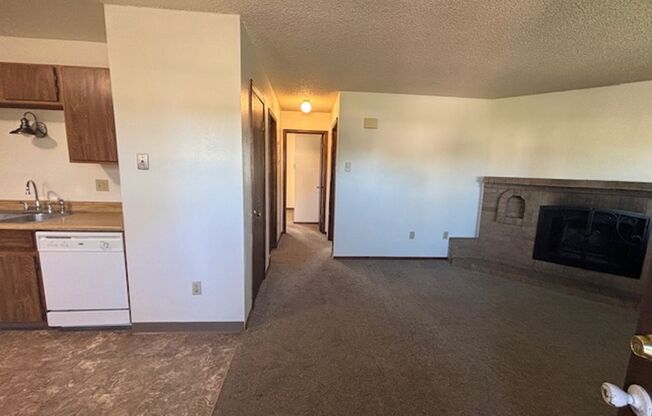 PM 164 Eastview St.
