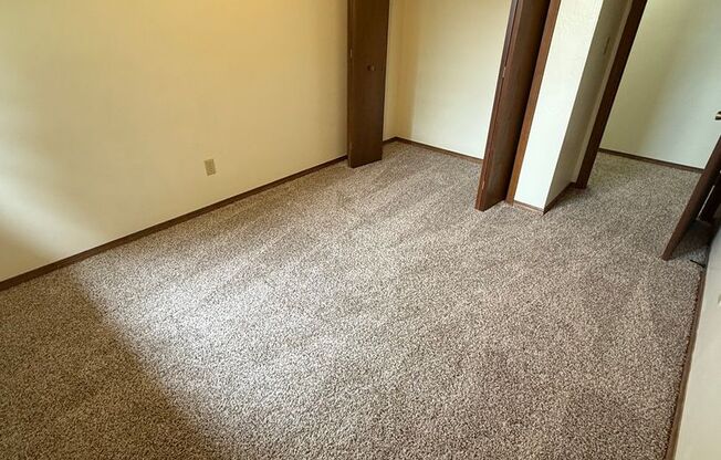 2 beds, 2 baths, 1,029 sqft, $1,269, Unit 1901-077
