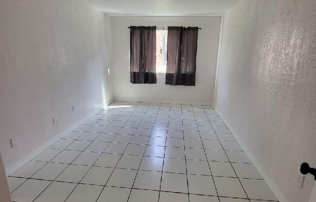 2 beds, 1.5 baths, 900 sqft, $775, Unit Apt 608