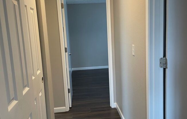 2 beds, 1 bath, 945 sqft, $1,500, Unit 029