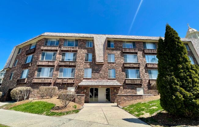 2636 S Logan Ave