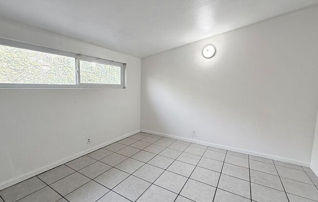 1 bed, 1 bath, $2,225, Unit 548 105th Ave. Unit #08