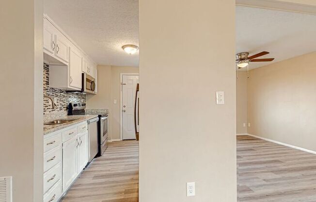3059 DEEPWOOD DR