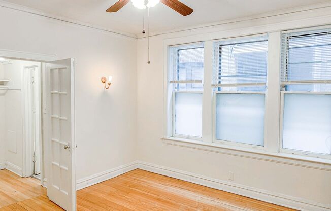 Studio, 1 bath, 437 sqft, $1,650, Unit 432-102