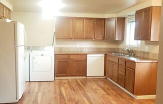 October Rent Free- 2 bedroom 1 bath Great Spokane Valley Location-Available Now