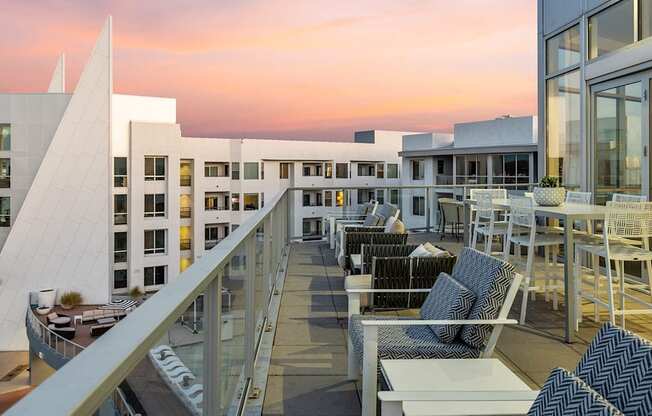 Skywater at Tempe Town Lake - Rooftop Patio