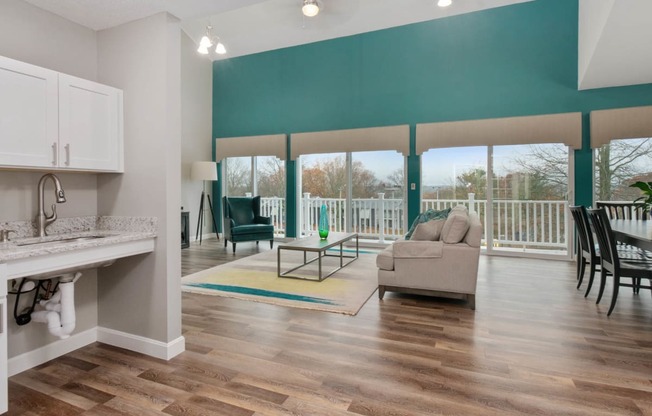 South Winds Apartments