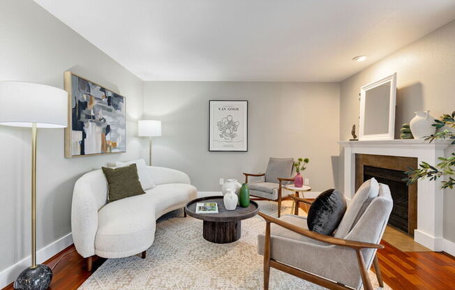 8980 REDMOND WOODINVILLE RD NE