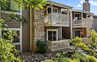DTC, FIRST FLOOR, BRANDY CHASE, OPEN PARKING, SOUTH FACING, POOL/TENNIS COURTS, UPDATED UNIT, $0 DEPOSIT