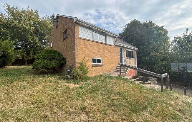 Tired of being a renter and want to own your own home? This is a Lease with Option to Purchase deal (this is NOT a traditional rental).
