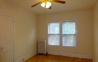 23  -  1525 LaSalle