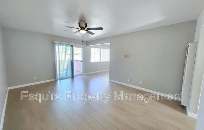 2 beds, 1 bath, 950 sqft, $2,395