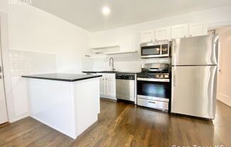 110 E 40th Street