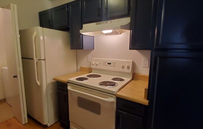 2 beds, 2 baths, $1,350