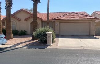 Active Adult Community *40 yrs old Plus*  - 2 bed/2 bath in SUN LAKES!