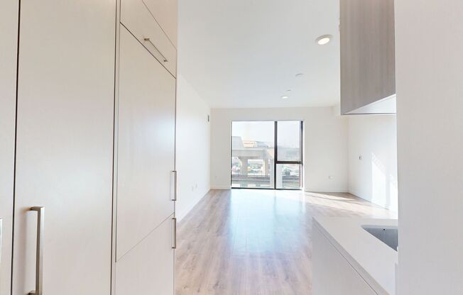 Studio, 1 bath, 460 sqft, $1,750, Unit 514