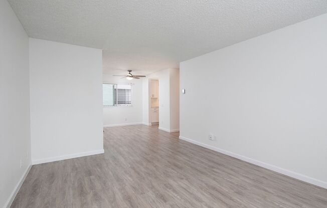 1 bed, 1 bath, 824 sqft, $2,695, Unit 205