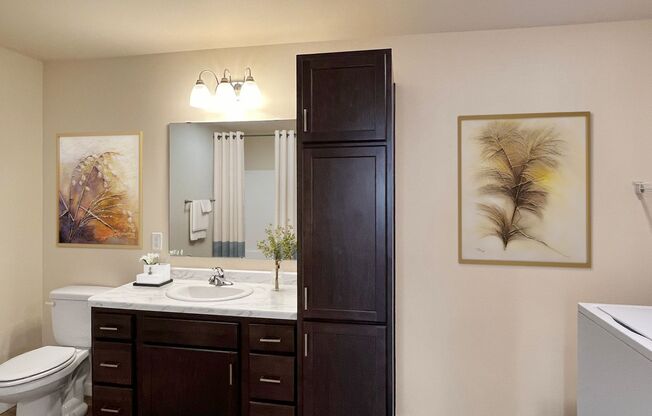 2 beds, 1 bath, 1,040 sqft, $1,485, Unit AT 709-39