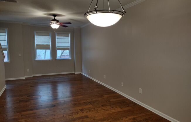 Pristine, move in ready Townhome located in Elizabeth Court!