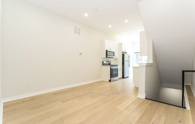 2102 N Percy Street LLC