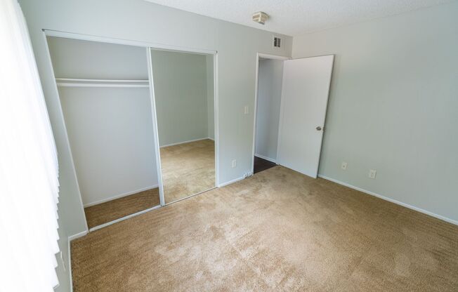 2 beds, 1 bath, 1,000 sqft, $1,998, Unit 120