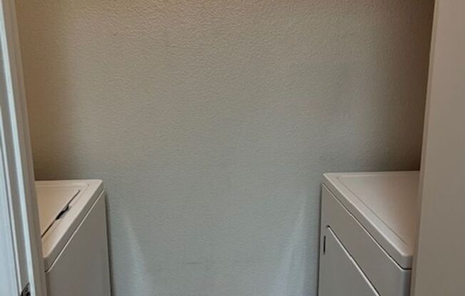 1 bed, 1 bath, $1,600