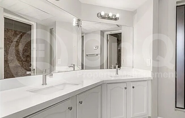 3 beds, 2 baths, 1,088 sqft, $1,700, Unit 120