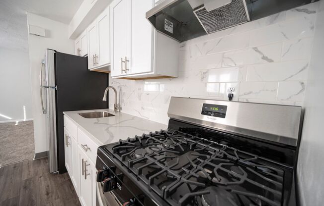 1 bed, 1 bath, 600 sqft, $995, Unit 115-F10