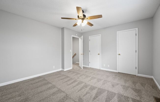 2 beds, 1.5 baths, 1,050 sqft, $995, Unit 4