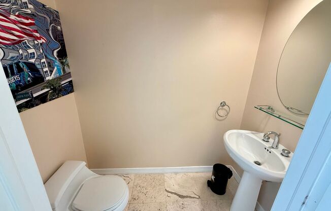 OVERSIZED, BRIGHT AND SPACIOUS 1 BEDROOM/1.5 BATHROOM UNIT IN II TEQUESTA.
