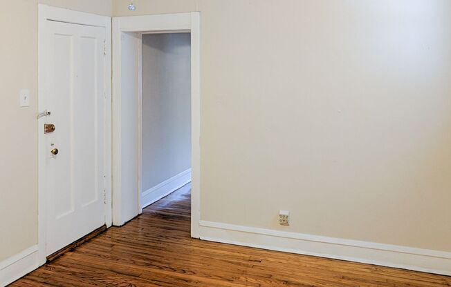 1 bed, 1 bath, 560 sqft, $1,675, Unit 520-G