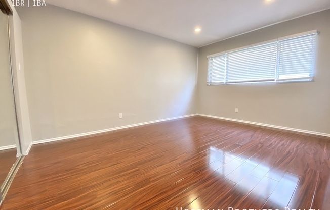 1155 N Curson Ave