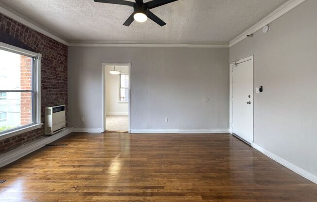 IRO - Irolo Apartments