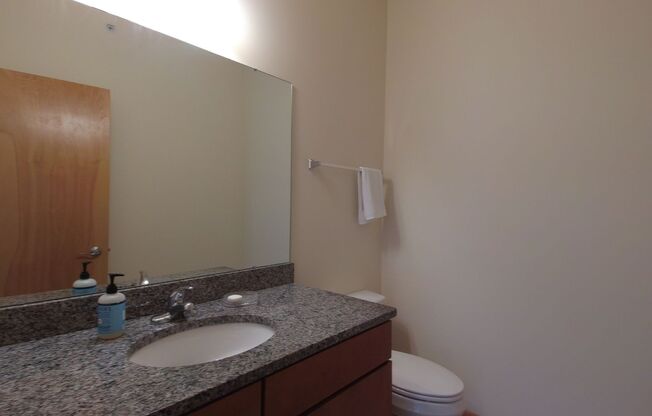 2 beds, 2.5 baths, 1,580 sqft, $3,350, Unit 410