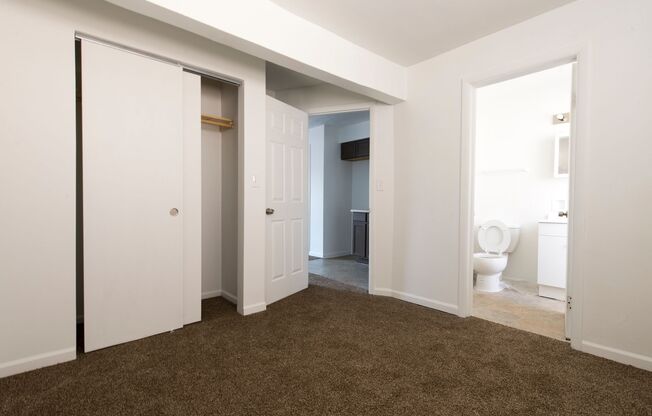 8640 S Ingleside