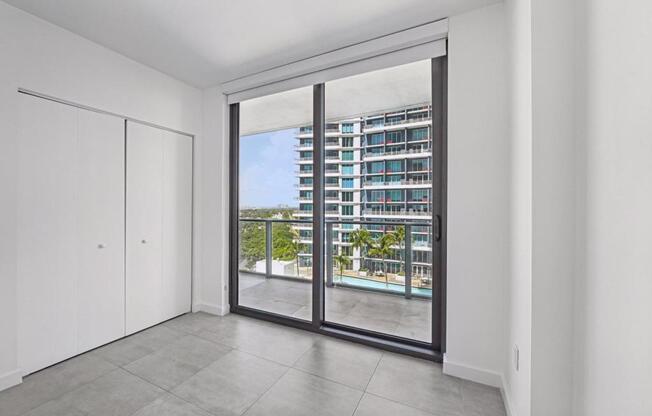 3 beds, 2 baths, 1,154 sqft, $6,000, Unit # 1706