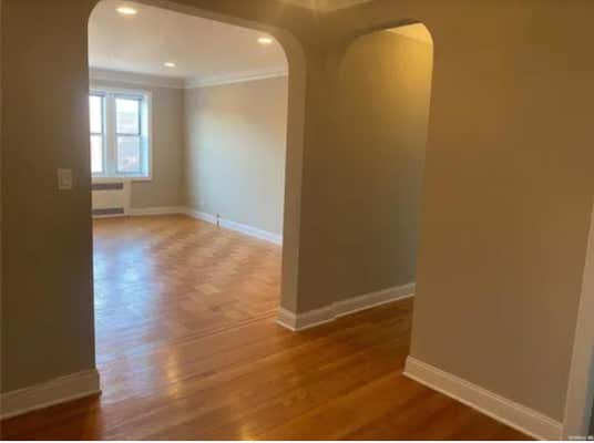 1 bed, 1 bath, 900 sqft, $2,300, Unit 6G