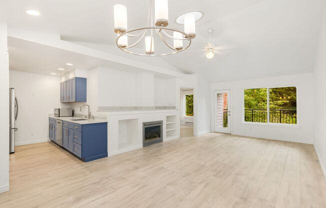 2 Bedroom 2 Bath Condo - Like New - No Carpets!