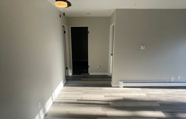 2 beds, 1 bath, $1,095, Unit Apt. 218