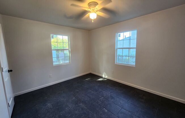 3 beds, 1 bath, $1,000