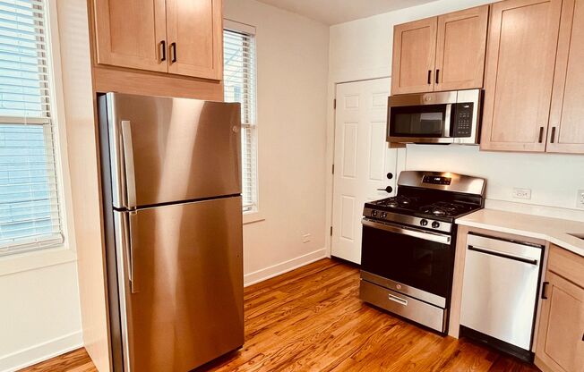 1 bed, 1 bath, 650 sqft, $1,695