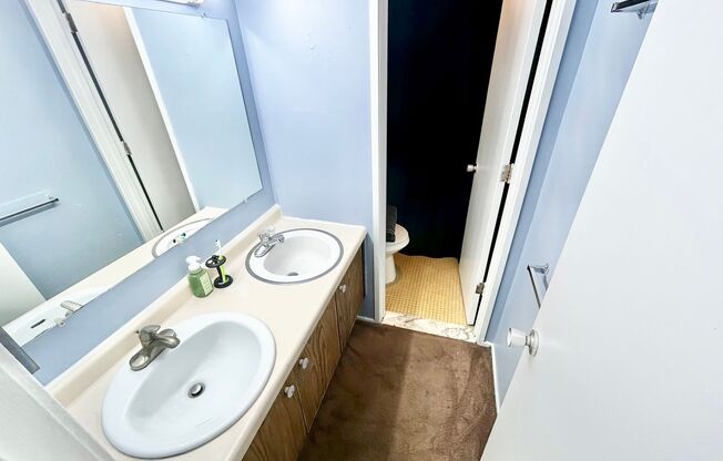 3 beds, 1 bath, 1,063 sqft, $3,675, Unit 08