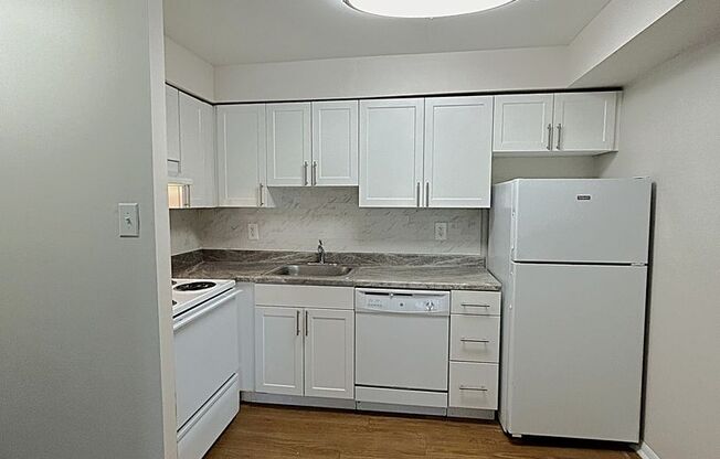 1 bed, 1 bath, 550 sqft, $1,179, Unit M121