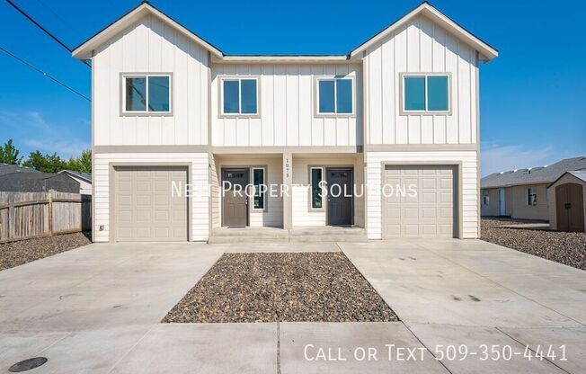 1073 S GRAND DR