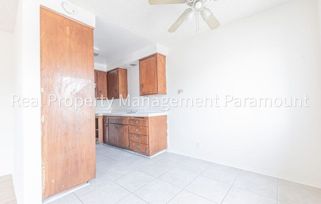 540 W Queen Street