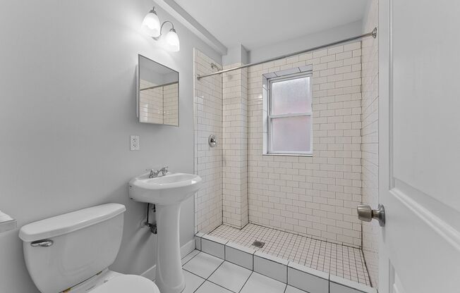 Studio, 1 bath, 260 sqft, $1,315, Unit 7450-46