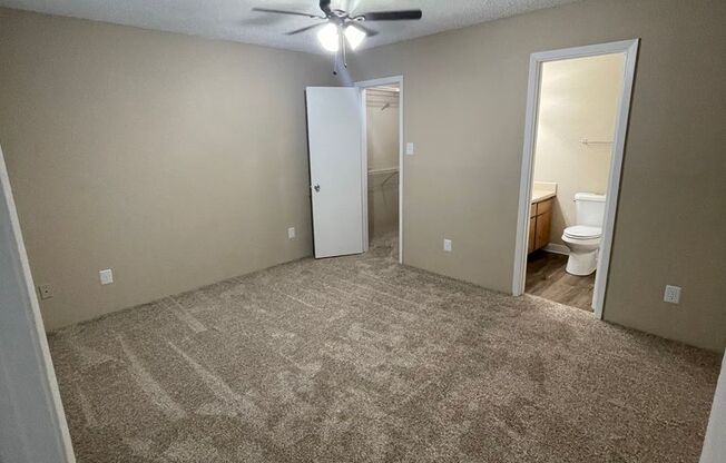 2 beds, 2 baths, 900 sqft, $1,200, Unit 510