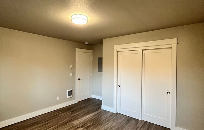 1 bed, 1 bath, $1,695, Unit 26