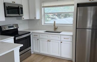 Bright, spacious 1 bedroom apartment for rent