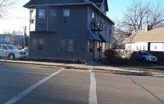 232 S. Fair Oaks Ave.